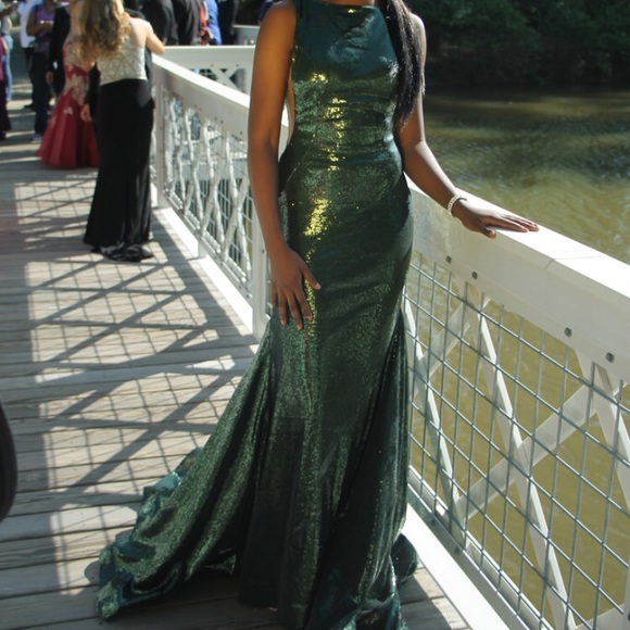 Beautiful Sequined Prom Dress - Picture 1 of 7